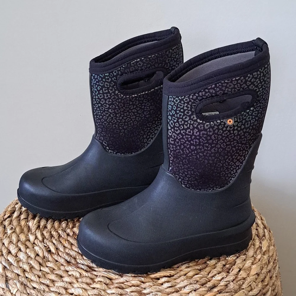 BOGS Girls Neoclassic‎ Winter/Snow/Rain Waterproof/Insulated Print Black Boots 2